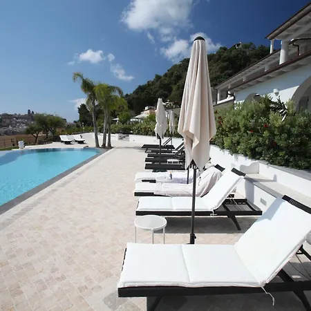 Ξενοδοχείο Mea - Aeolian Charme 4*