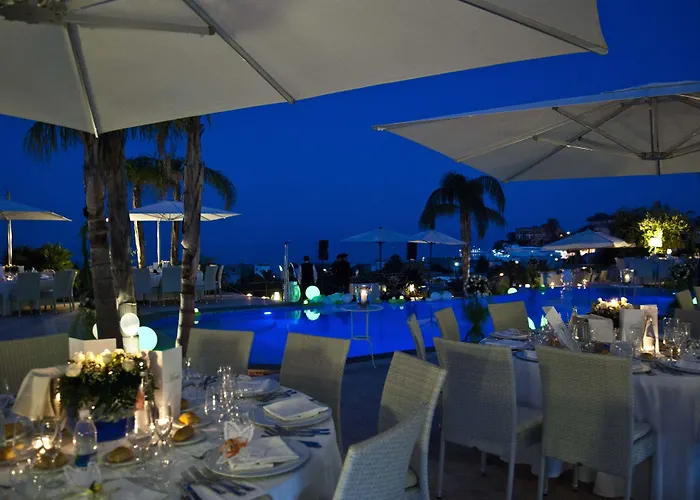 מלון Mea - Aeolian Charme