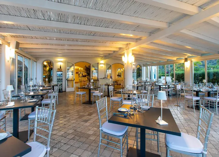 Mea - Aeolian Charme מלון