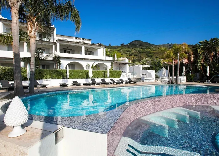 מלון Mea - Aeolian Charme