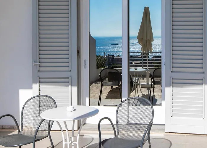 Mea - Aeolian Charme מלון