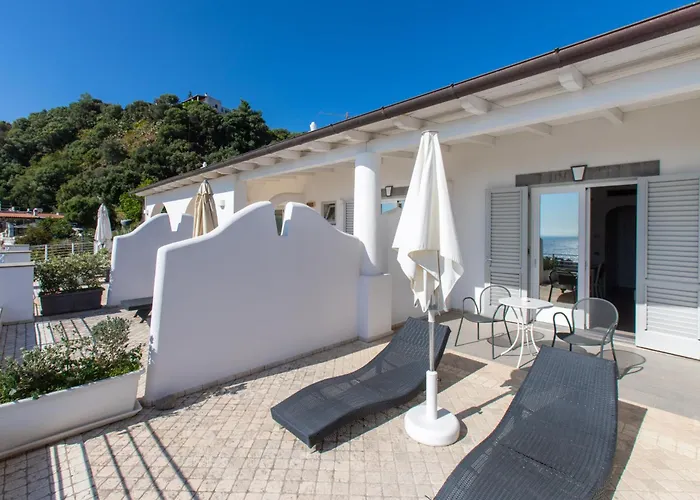 Mea - Aeolian Charme מלון ליפארי