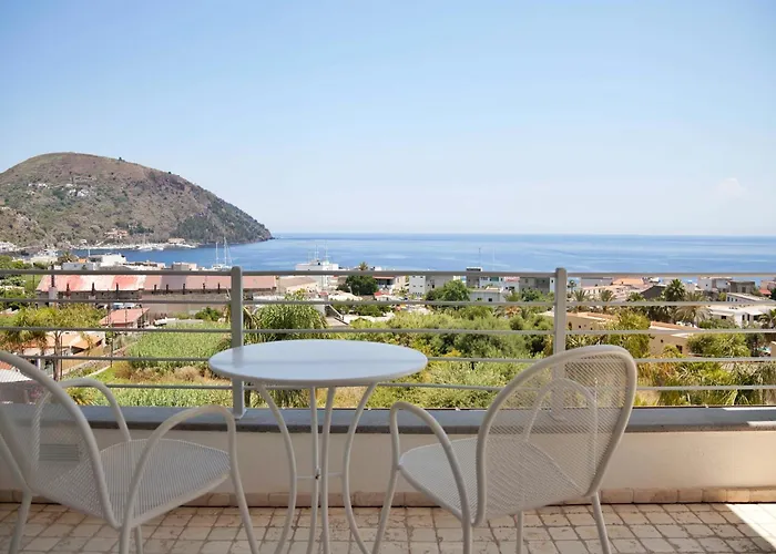 מלון Mea - Aeolian Charme 4*