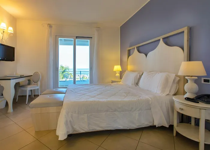 Mea - Aeolian Charme ליפארי