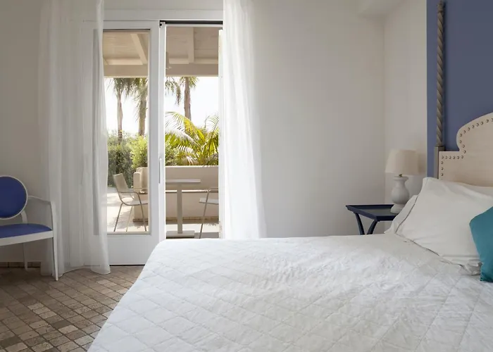 מלון Mea - Aeolian Charme 4*