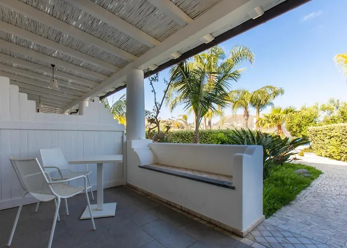 Mea - Aeolian Charme מלון ליפארי